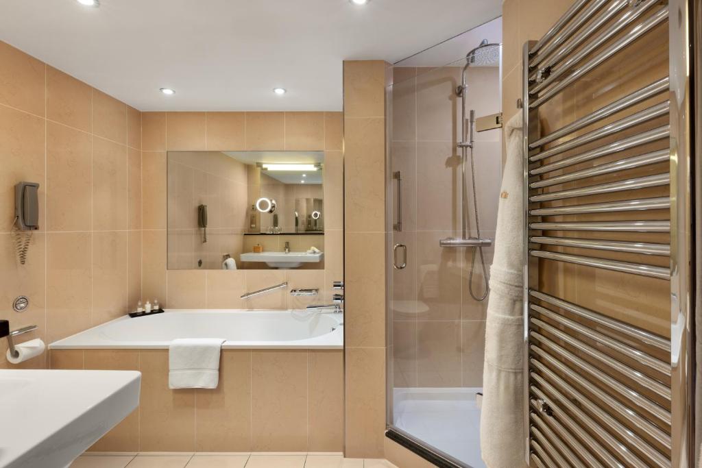 Royal Garden Deluxe - Image 2