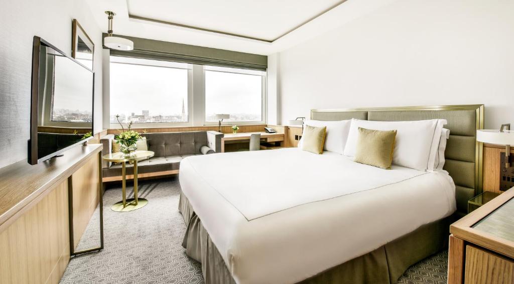 Deluxe View Room