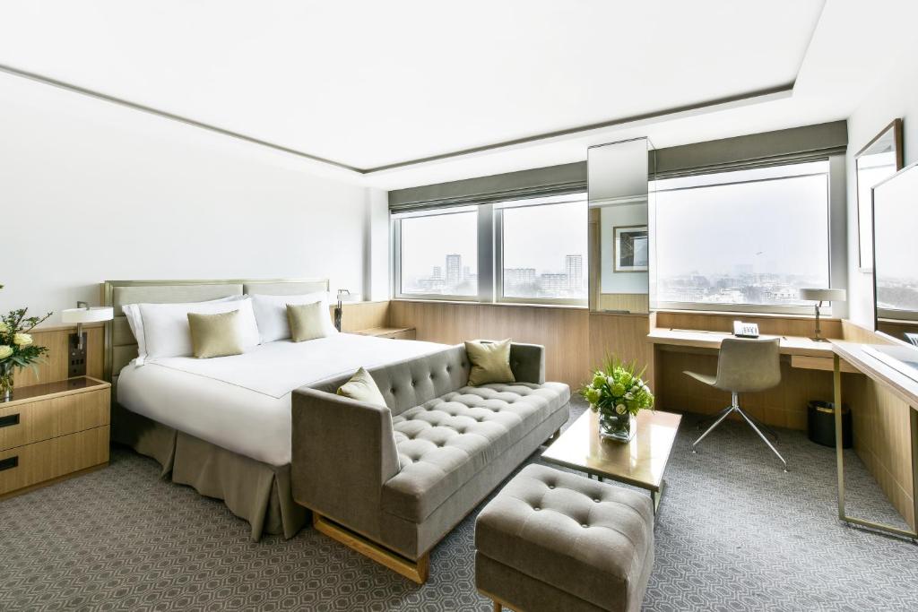 Executive Room - Image 1