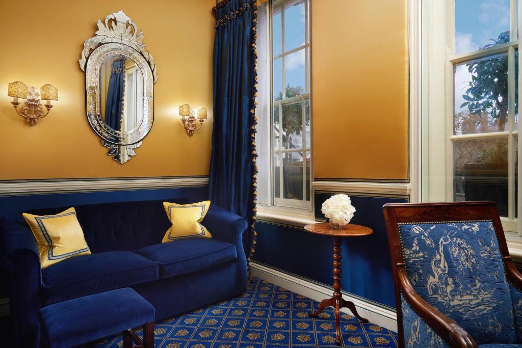 Executive King Suite - Image 10