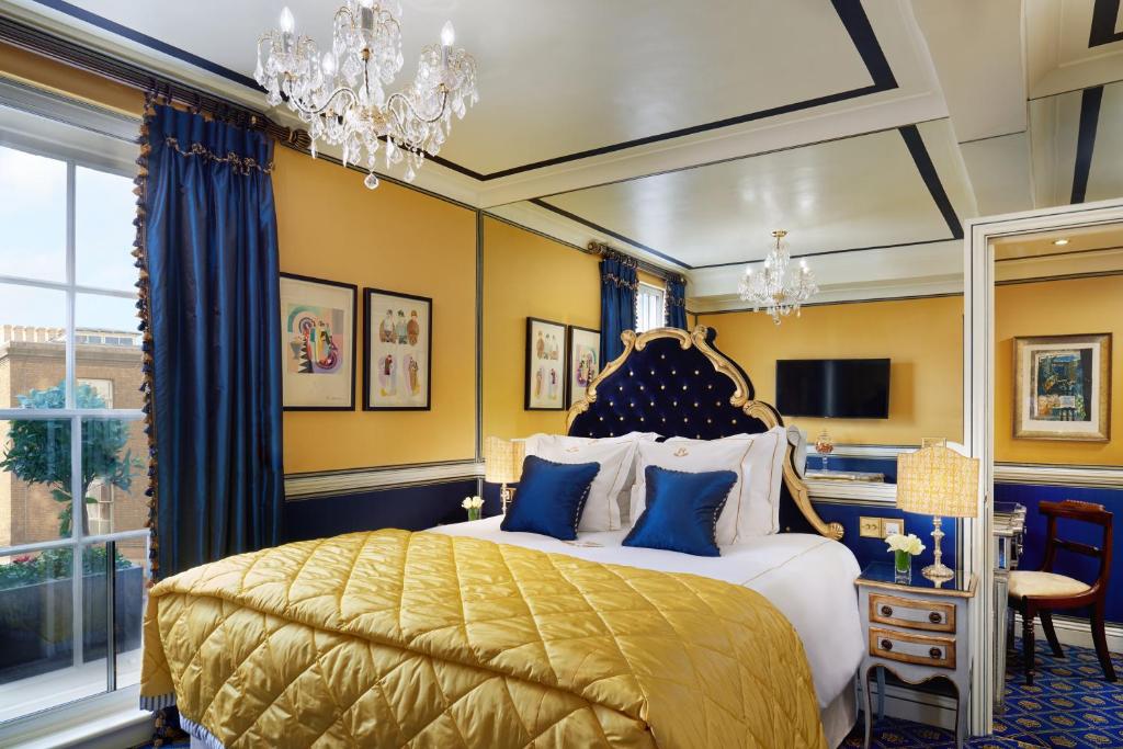 Executive King Suite - Image 9