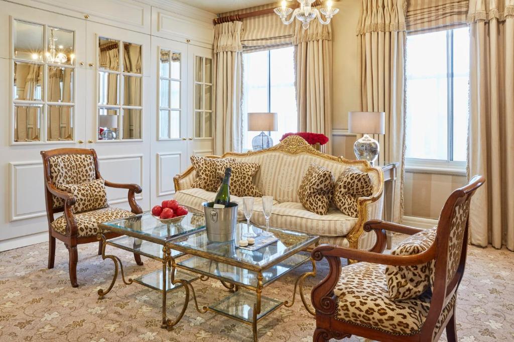 Master Suite - Image 4