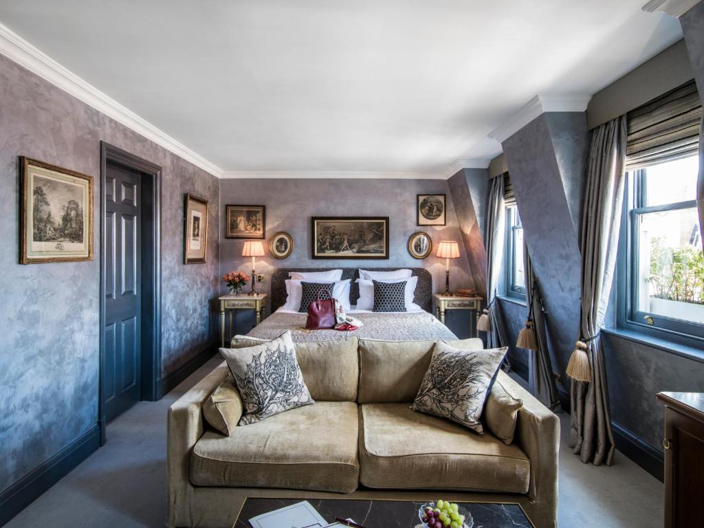 Deluxe Double Room - Image 2