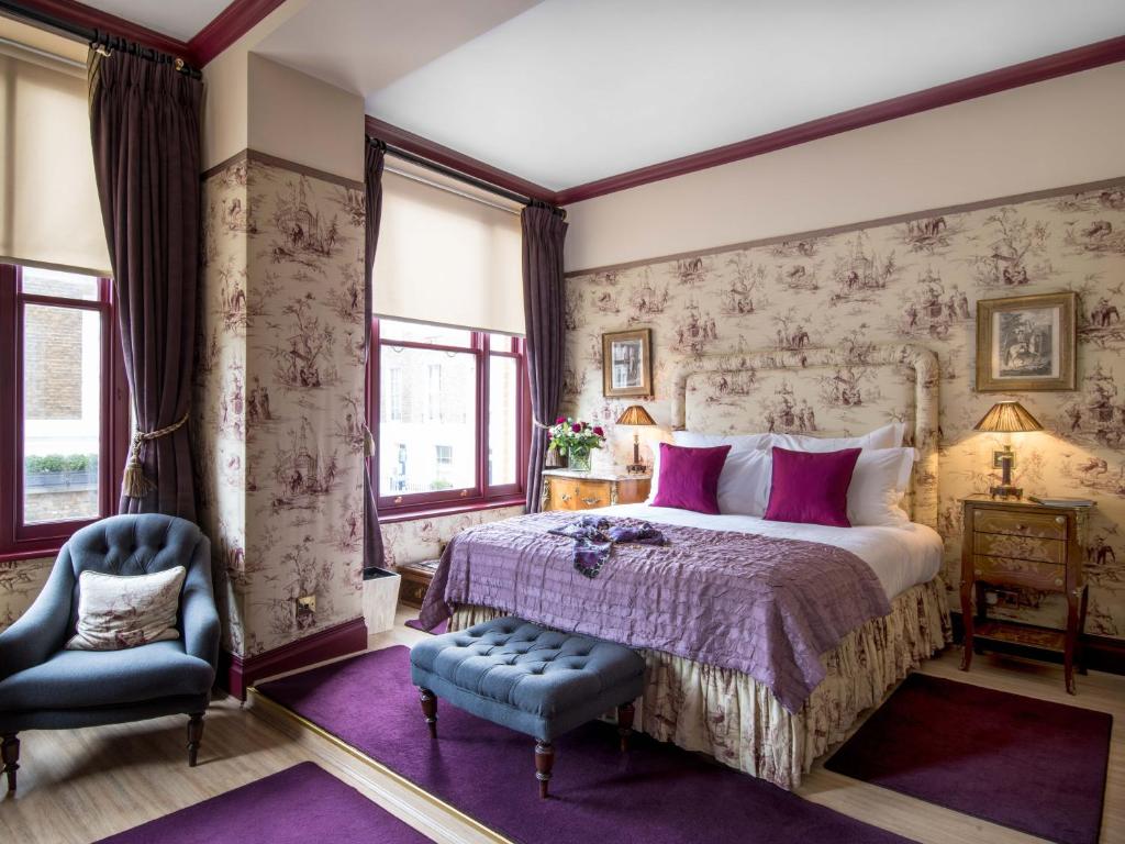 Deluxe Double Room - Image 7