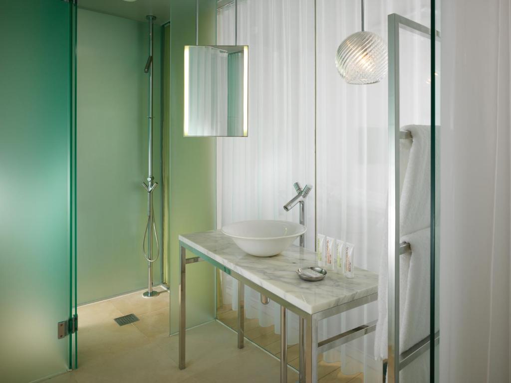 Junior Loft Suite - Image 1