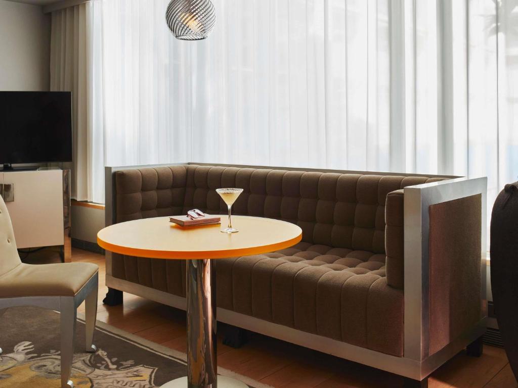 Junior Loft Suite - Image 5