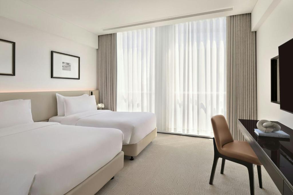 Two Bedroom Apartment, 2 Bedroom Apartment, City view - Image 10