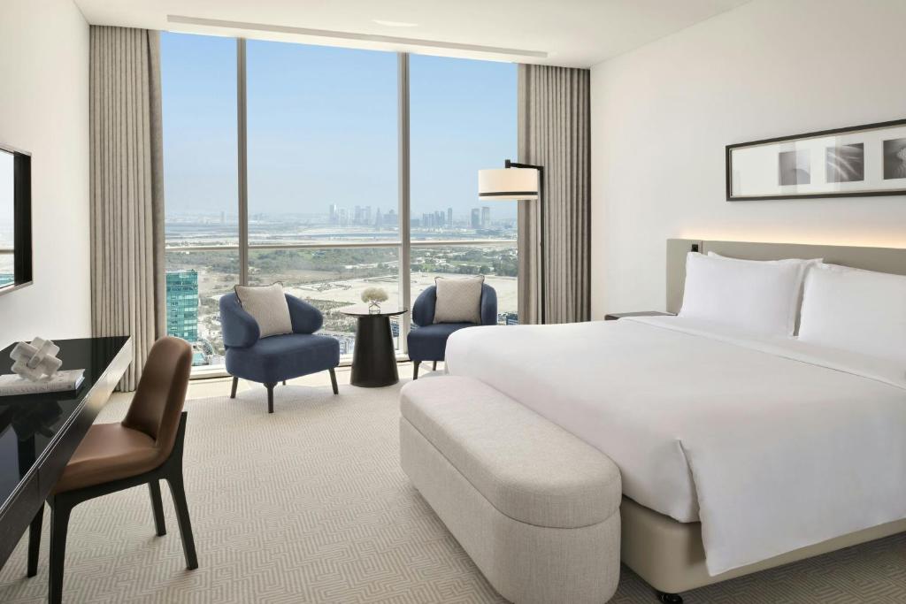 Two Bedroom Apartment, 2 Bedroom Apartment, Skyline view - Image 16