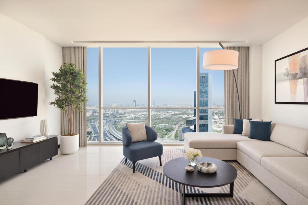 Two Bedroom Apartment, 2 Bedroom Apartment, Skyline view - Image 6