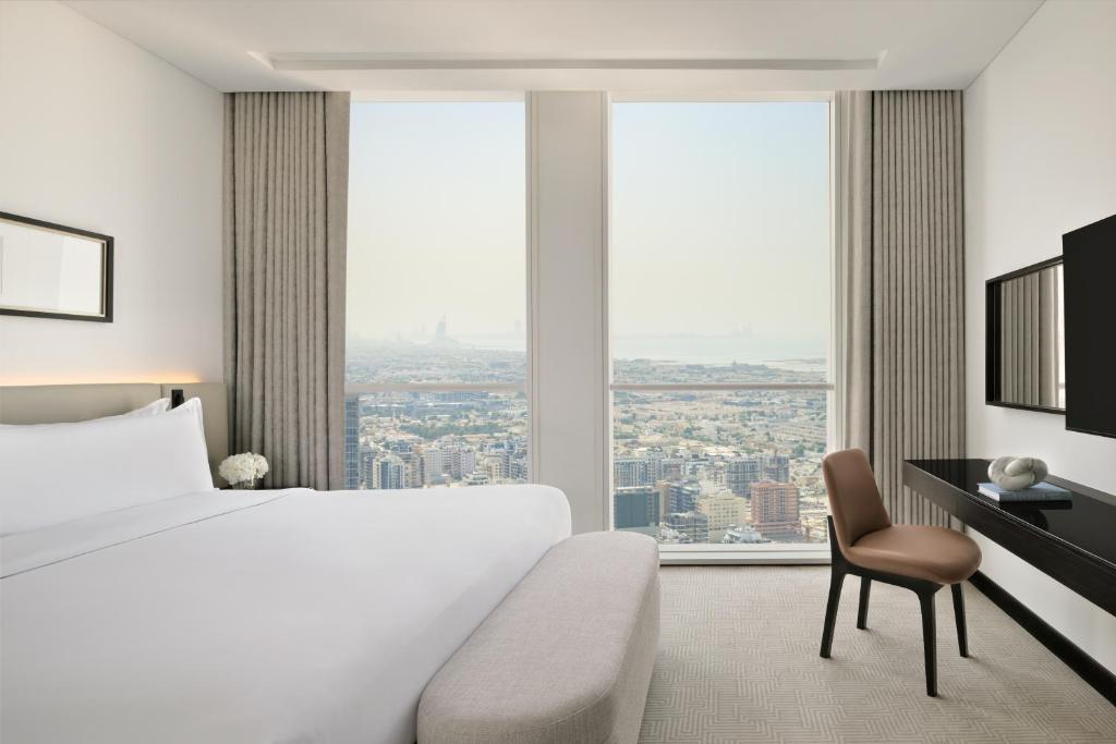 Two Bedroom Apartment, 2 Bedroom Apartment, Skyline view - Image 9