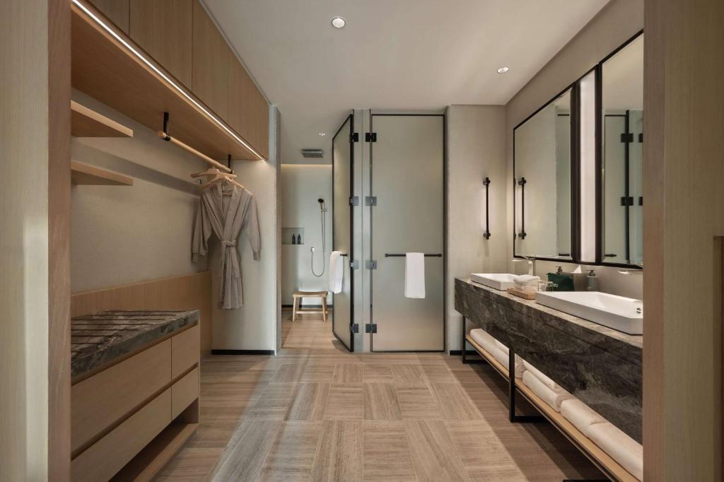 SIRO Fitness Suite - personal training session with sports massage - Image 14