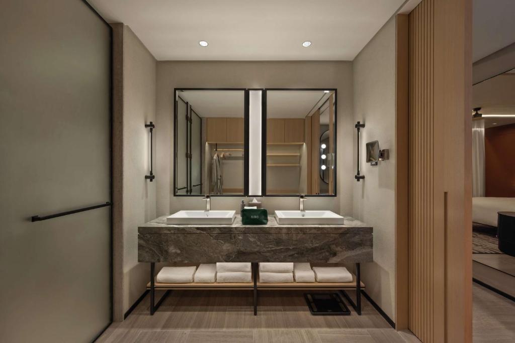 SIRO Fitness Suite - personal training session with sports massage - Image 17