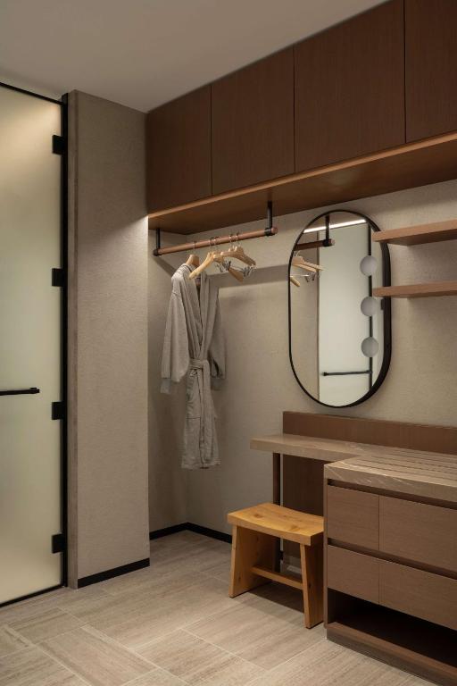 SIRO Plus King, complimentary fitness class and nutrition consultation - Image 10