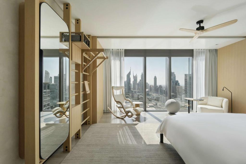 SIRO Plus King, complimentary fitness class and nutrition consultation - Image 4