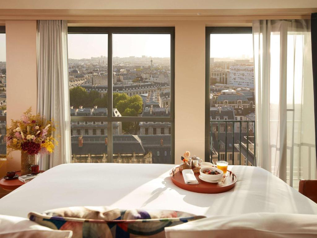 Studio Balcony Junior Suite - Paris view - Image 9
