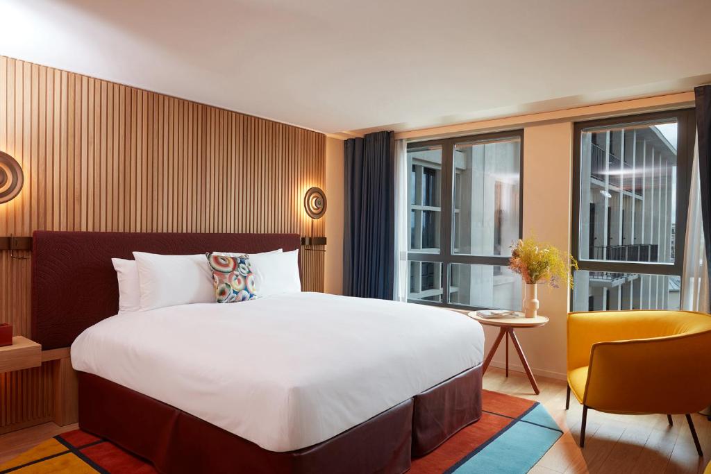 Studio Junior Suite - Courtyard view - Image 7