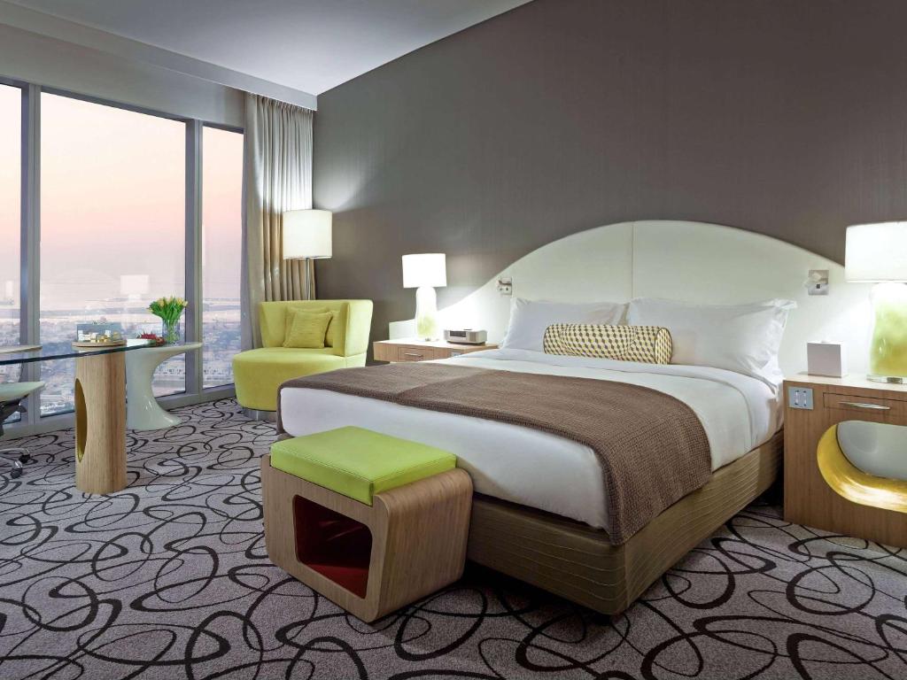 Luxury King Room - Image 6
