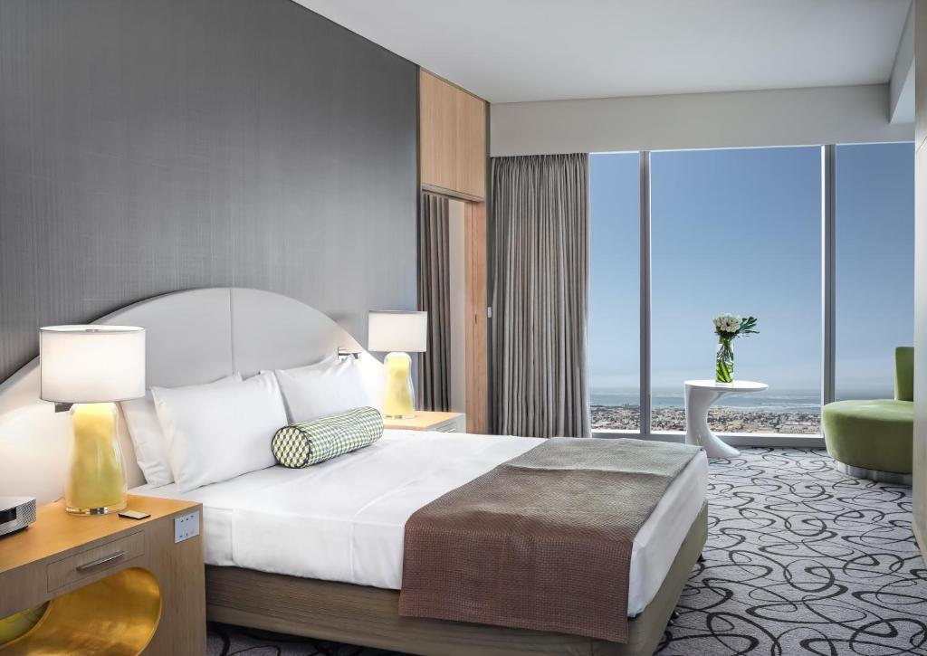 Opera King Suite with Coastline View -  Club Access - Image 2