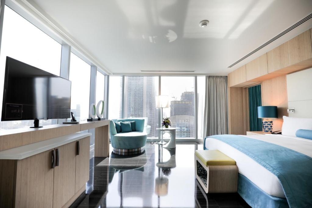 Presidential Suite with Club Access and Burj Khalifa View - Image 5