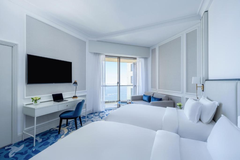 Superior Room with Two Single Beds - Partial Sea View/Pool Access - Image 2