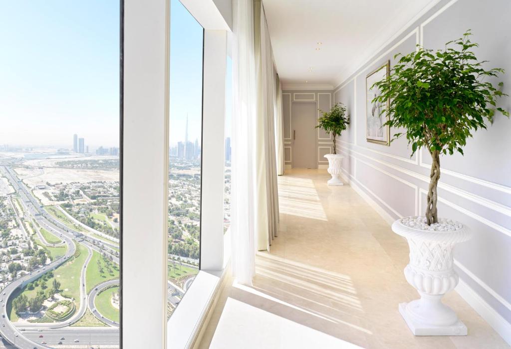 Ambassador Two Bedroom Suite with Club Millésime Access and Private Gym - Image 5