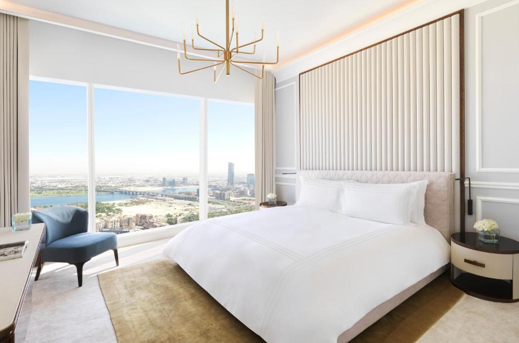 Ambassador Two Bedroom Suite with Club Millésime Access and Private Gym - Image 8