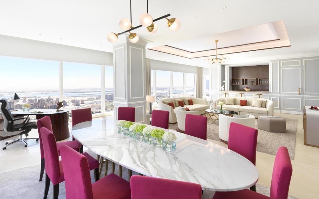 Ambassador Two Bedroom Suite with Club Millésime Access and Private Gym - Image 9