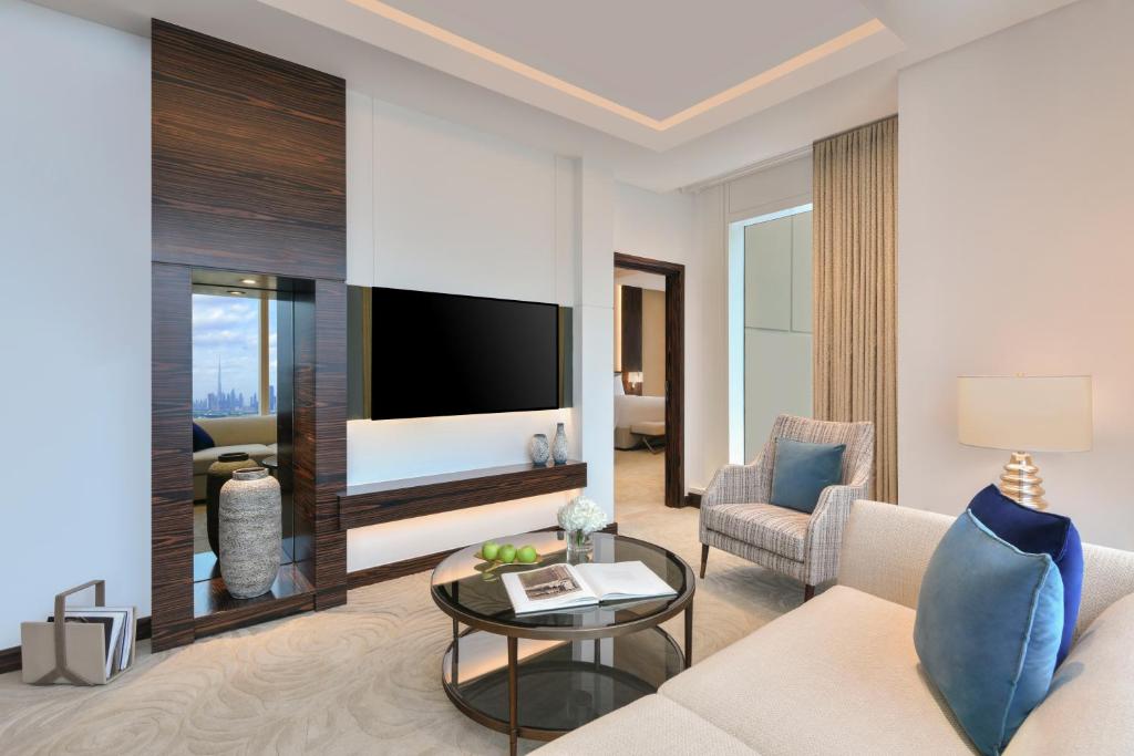 Panoramic King Suite with Club Millésime Access - Image 1