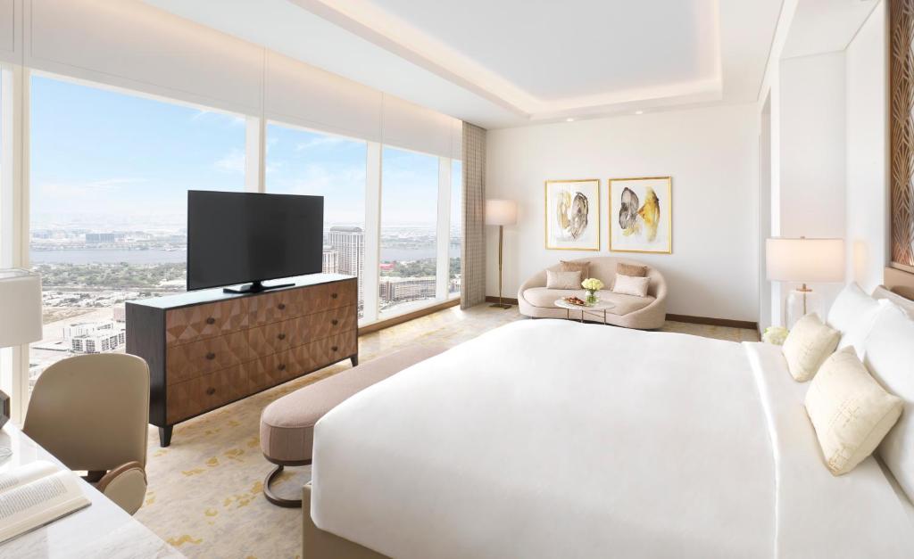 Prestige Two Bedroom Suite with Club Millésime Access - Image 3
