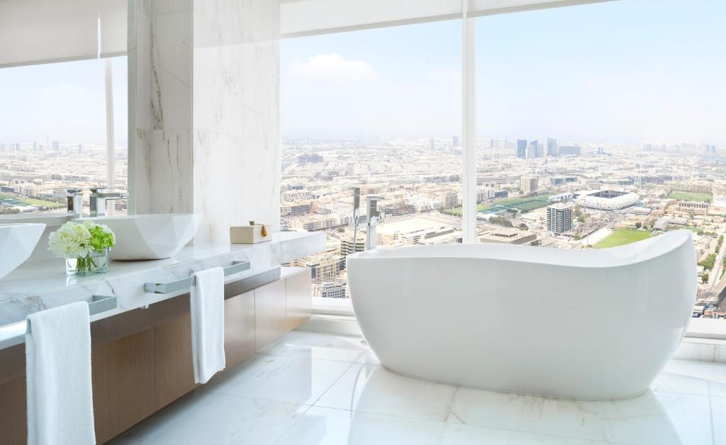 Prestige Two Bedroom Suite with Club Millésime Access - Image 4