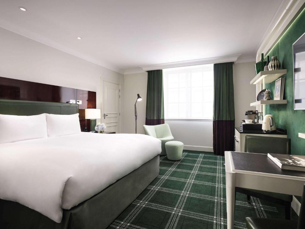 Luxury King Room - Image 3