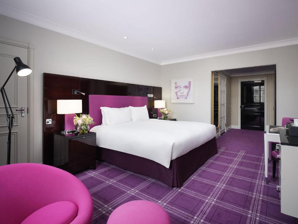 Premium Luxury King Room with Waterloo Place or Pall Mall View - Image 1
