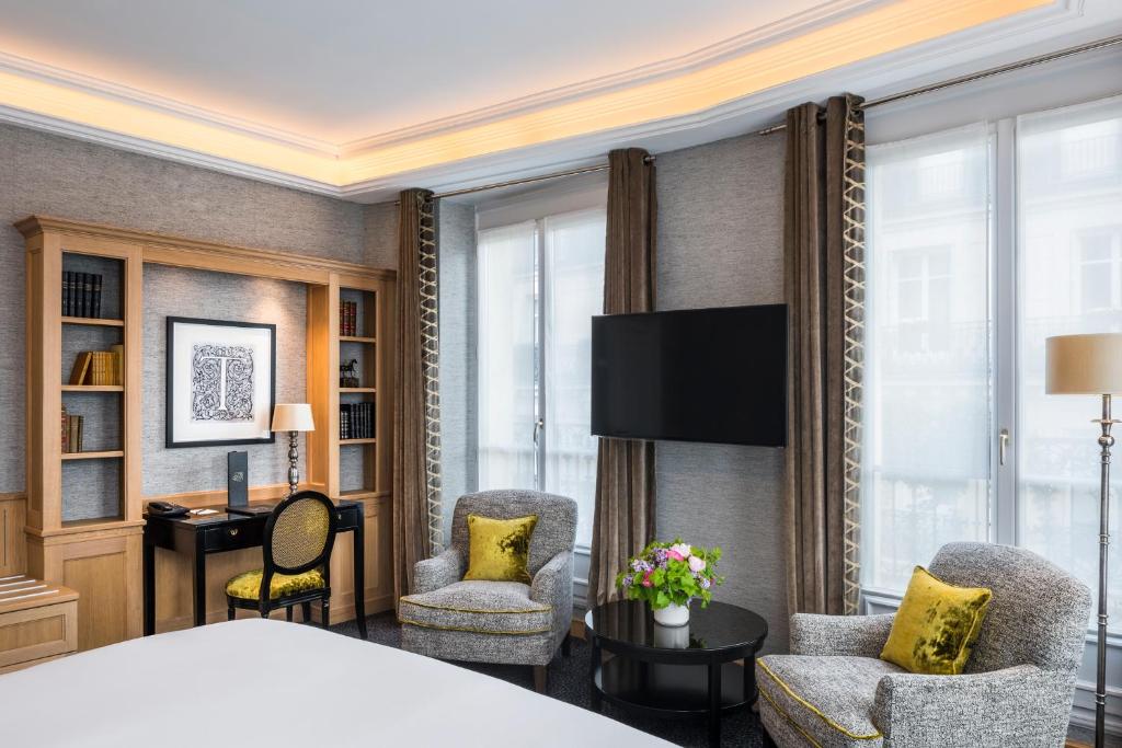 Deluxe King Suite - Image 2