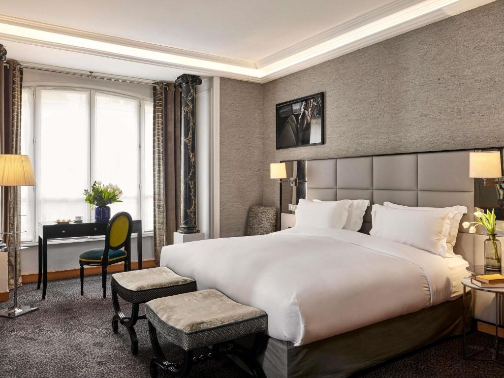 Junior Suite with Kingsize Bed - Image 6