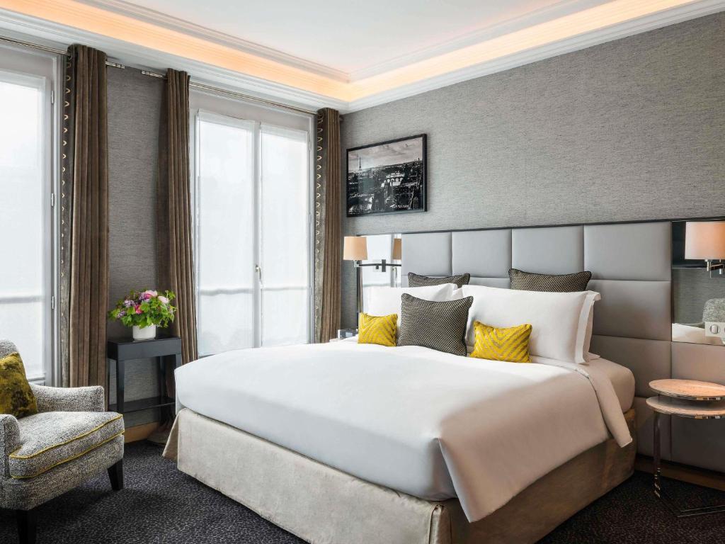 Junior Suite with Kingsize Bed - Image 7