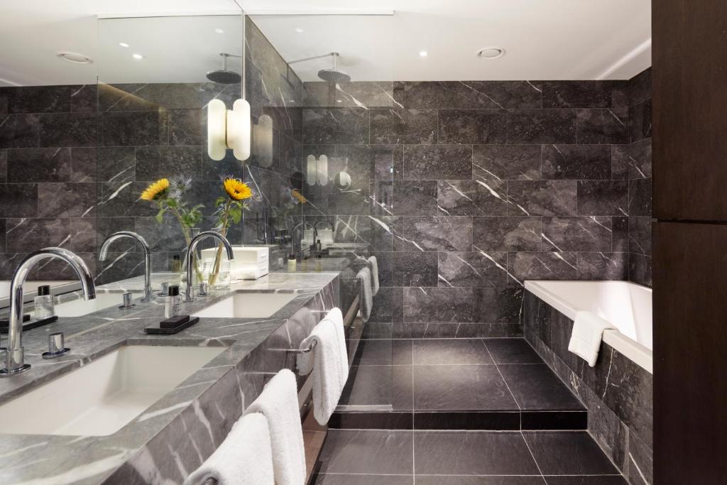 Junior Suite - Image 3