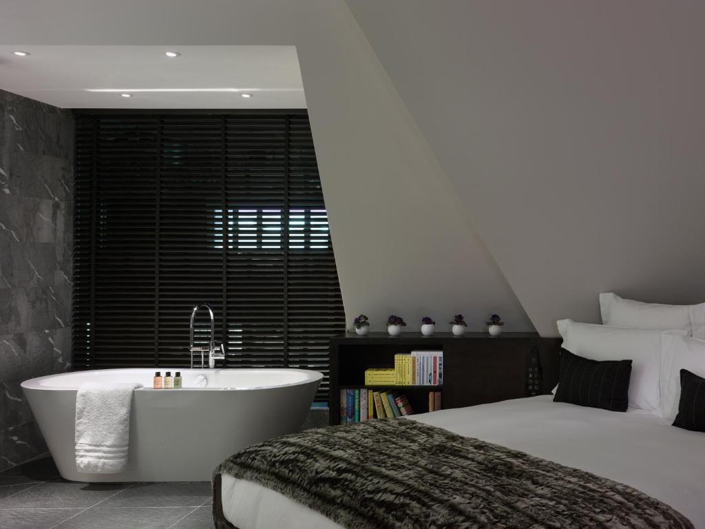 Junior Suite - Image 6