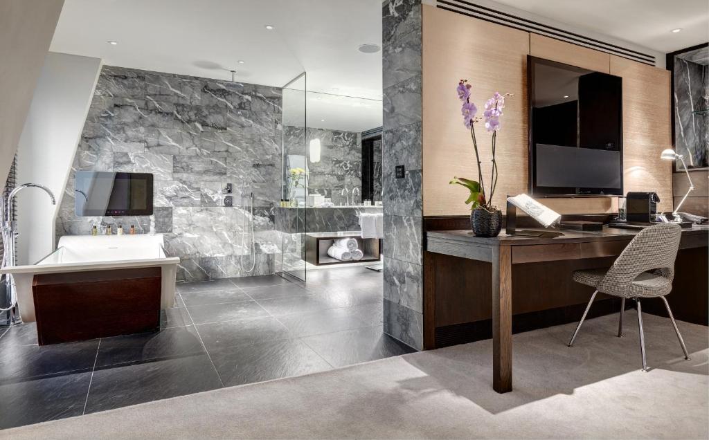 Suite - Image 4