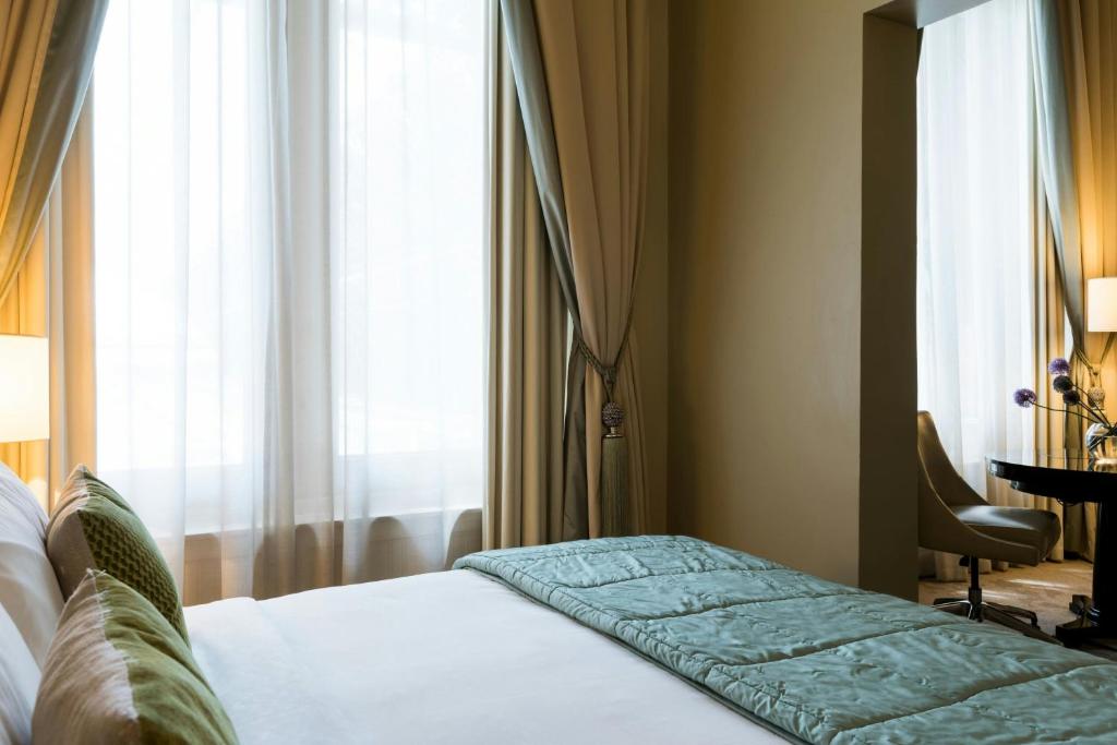 Chambers Junior Suite with One King Bed - Image 6
