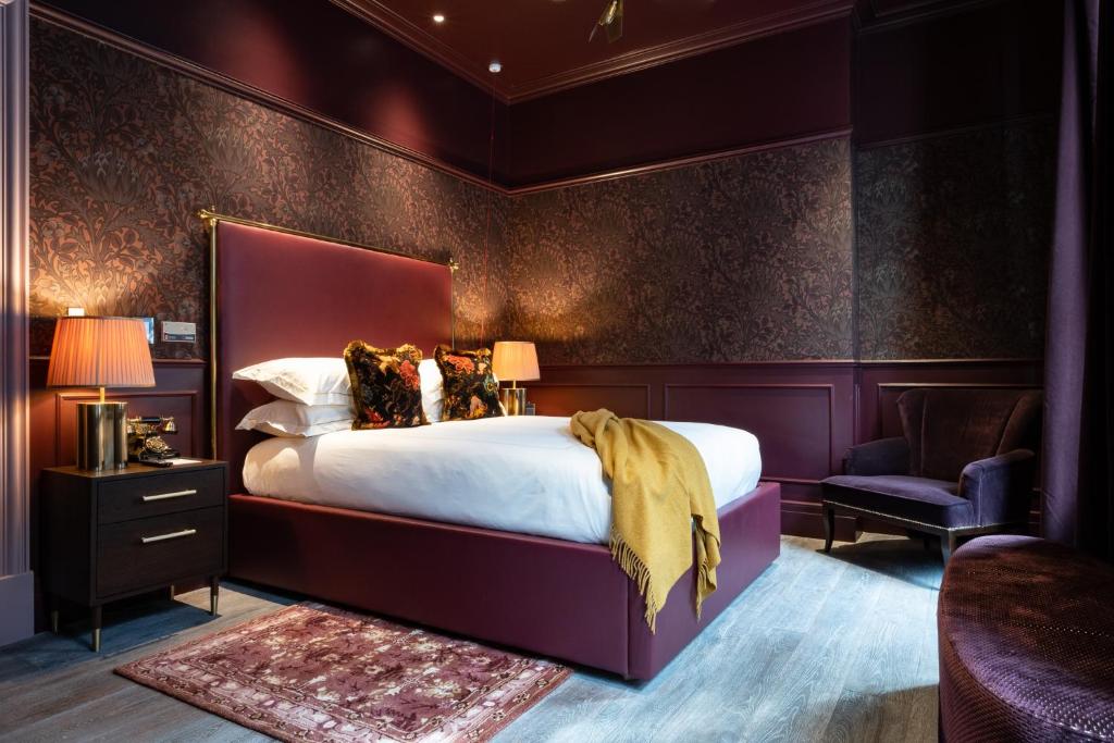 Superior Room - Image 1