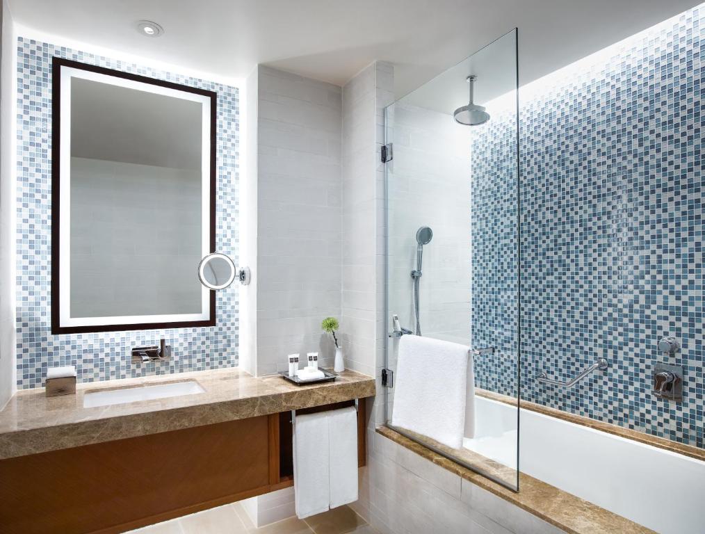 Executive King Room - Image 1