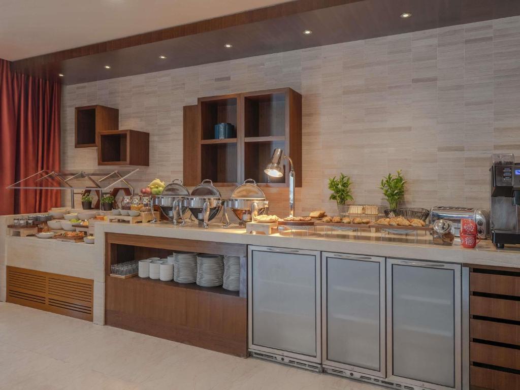 Executive King Room - Image 17