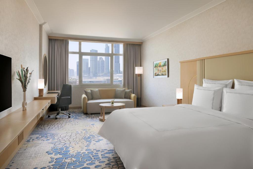 Classic King Room - Image 4