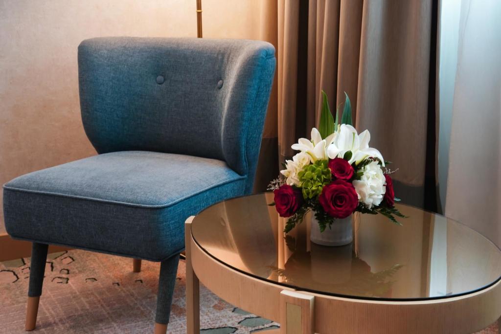 Classic Room Twin Bed - Image 3