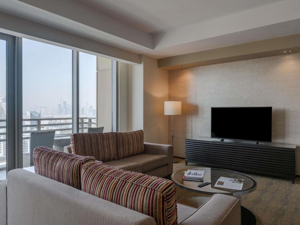 Three-Bedroom Premium Apartment - Image 19