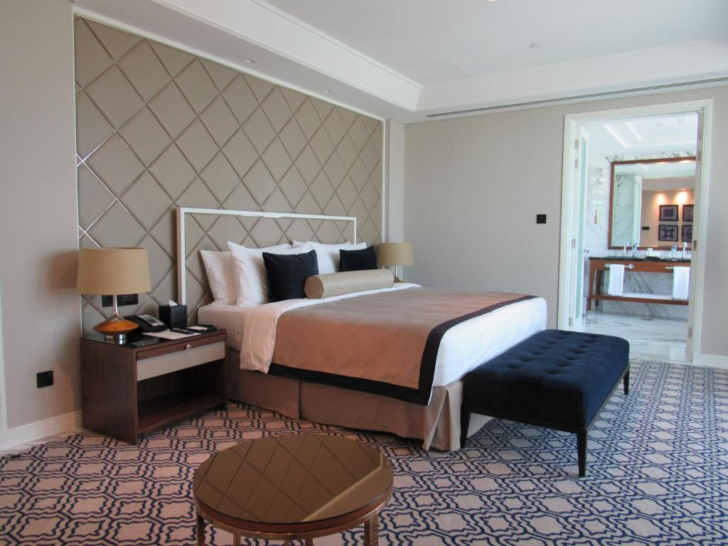 Grand Luxury Suite With Burj View - Image 5