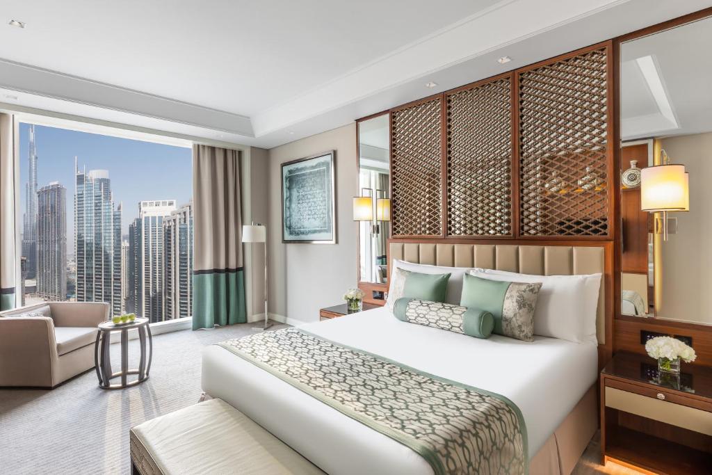 Luxury King Room With Burj View - Image 1