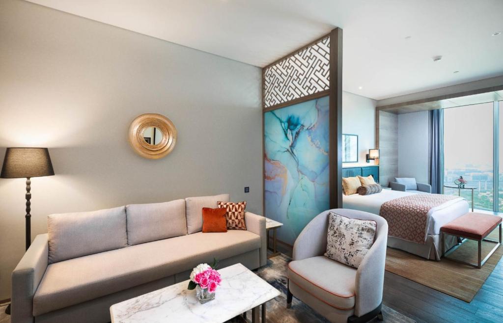 Junior Golf View Suite - Image 3