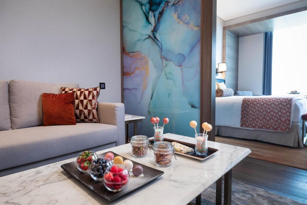 Junior Golf View Suite - Image 4