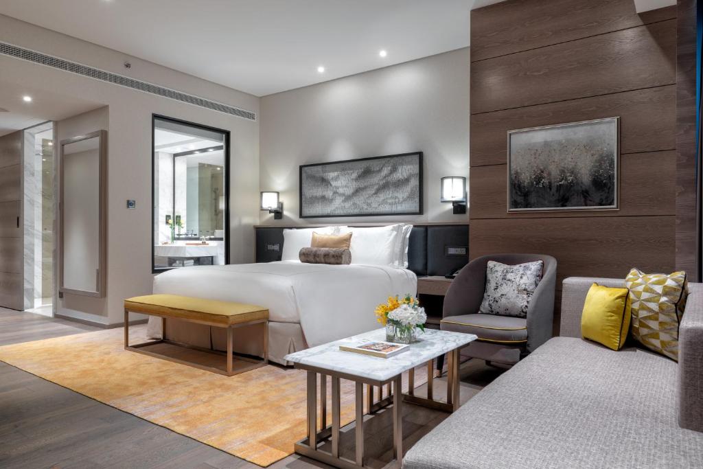 One Bedroom Balcony Suite - Image 2